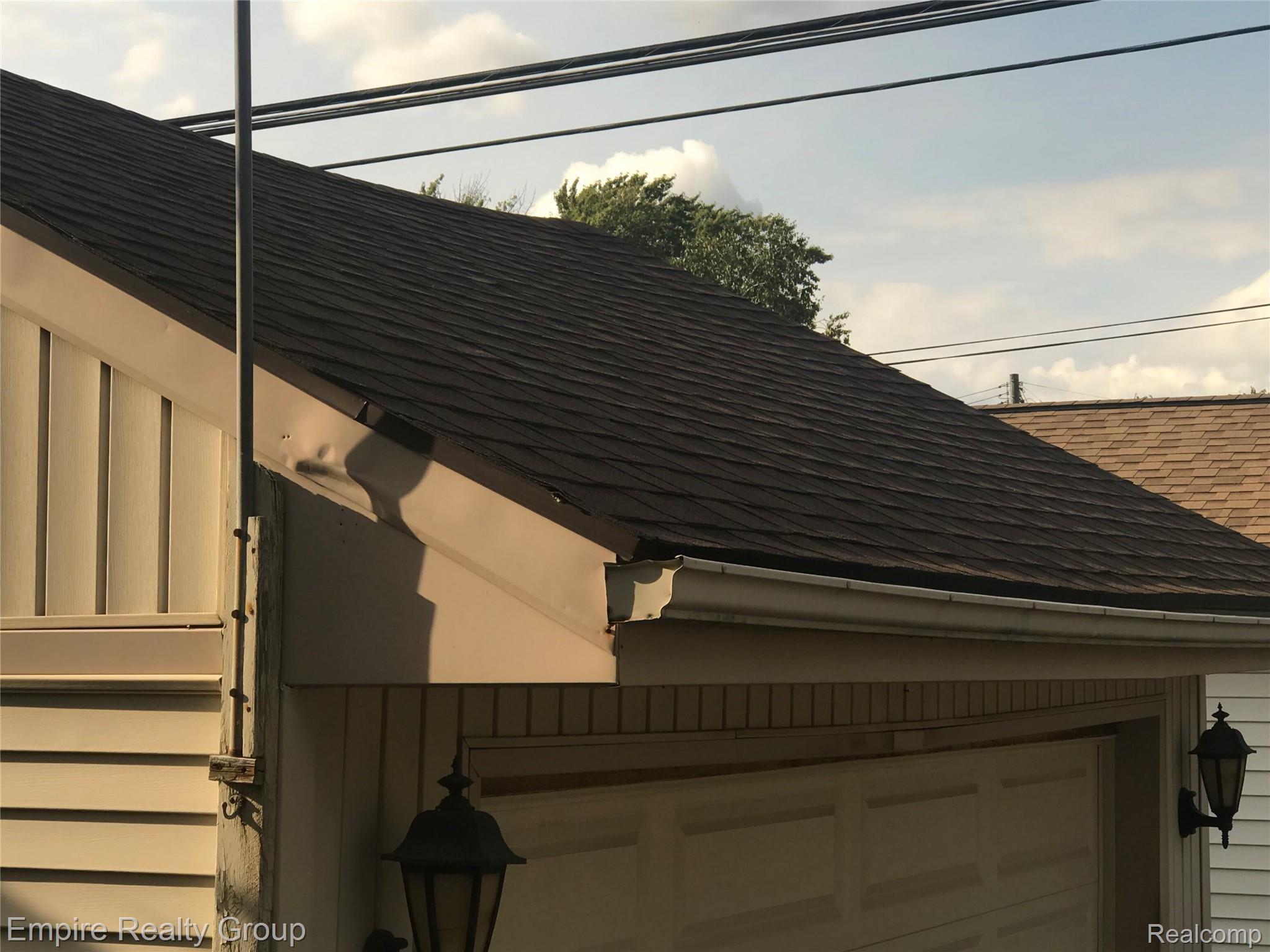 26944 Ford Road Dearborn Heights, MI 48127 - Photo 47 of 49 New 3 Dimentional Roof Shingles on Garage