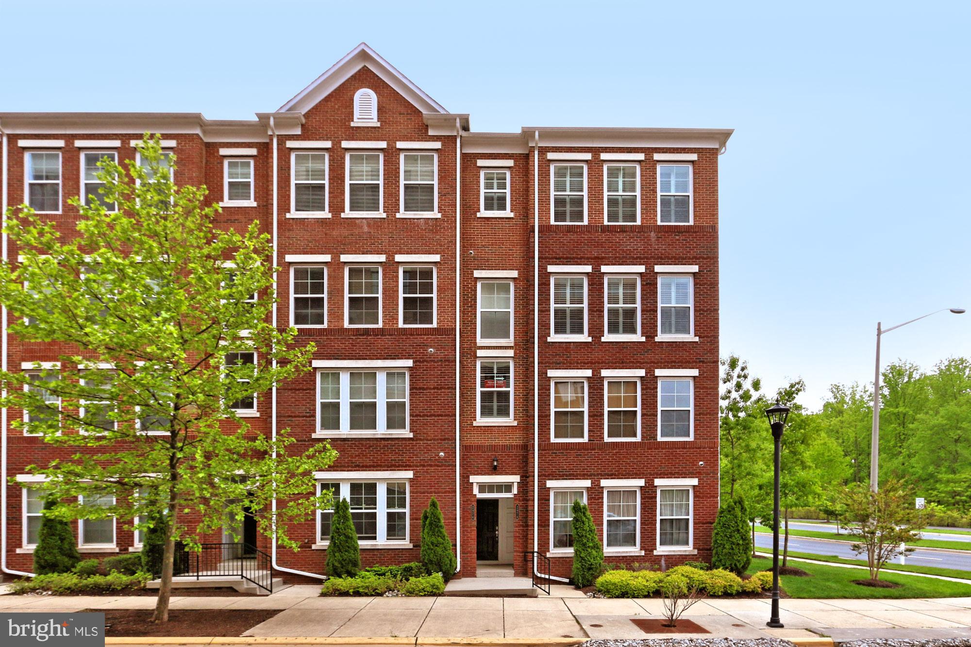 2976 Rittenhouse Circle, Unit 2 Fairfax, VA 22031 - Photo 2 of 42 Front
