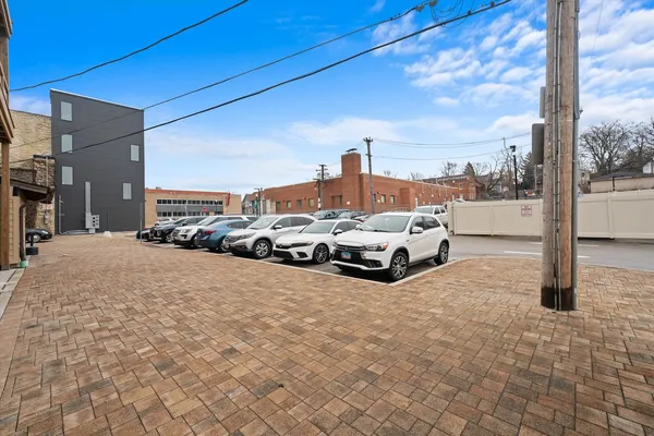 $2,300 | 1016 South State Street, Unit 2, Lockport, IL 60441