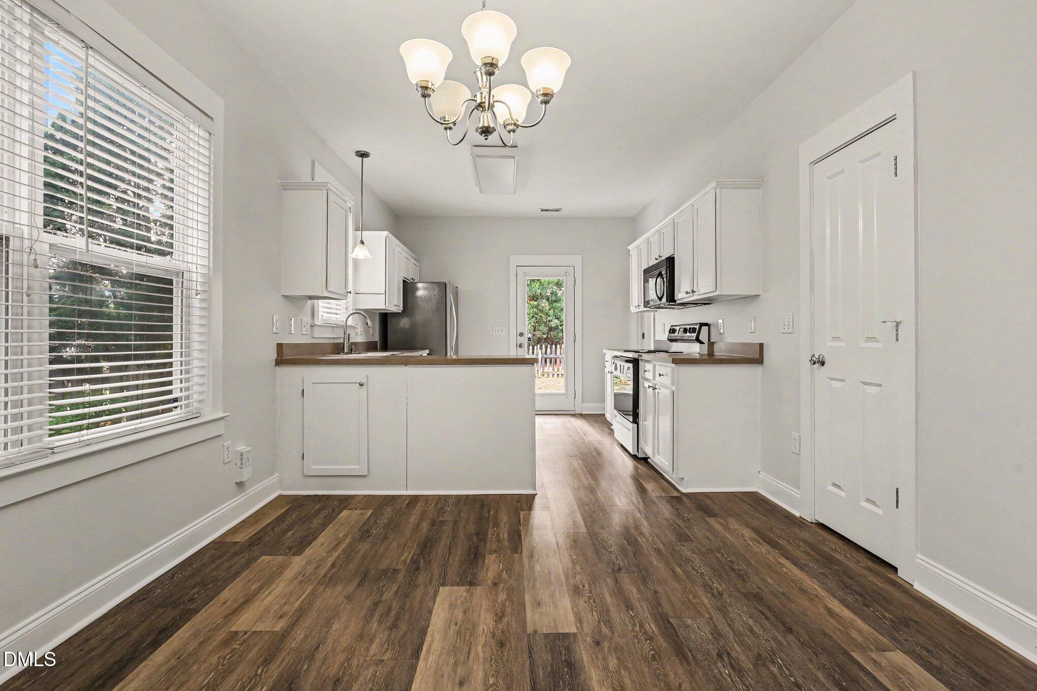 10908 Connally Lane Raleigh, NC 27614 - Photo 10 of 33