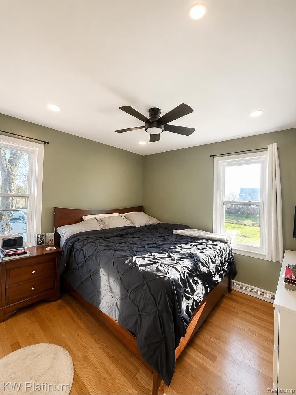 3261 Keewahdin Road Fort Gratiot, MI 48059 - Photo 8 of 31 primary.jpg