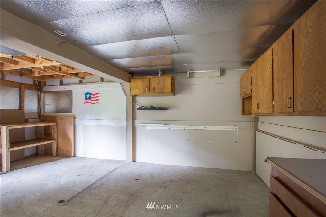 6161 Shamrock Road Maple Falls, WA 98266 - Photo 16 of 24 Gallery Image 16