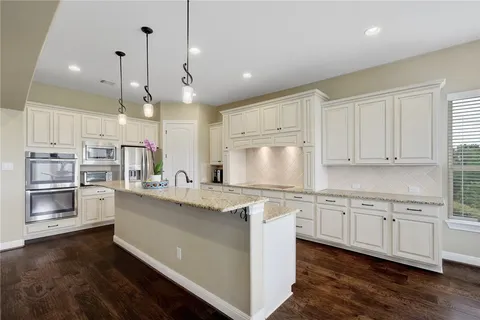 $1,799,990 | 17207 Raynham Hill Drive, Austin, TX 78738