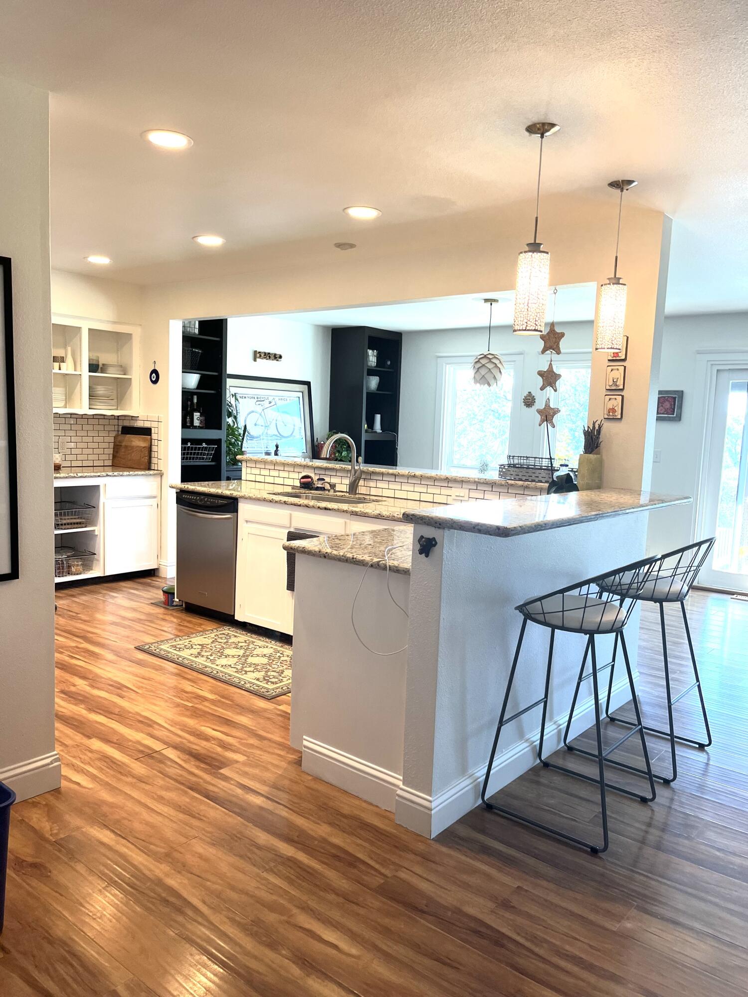 2855 Shasta Street Redding, CA 96001 - Photo 11 of 33 Kitchen