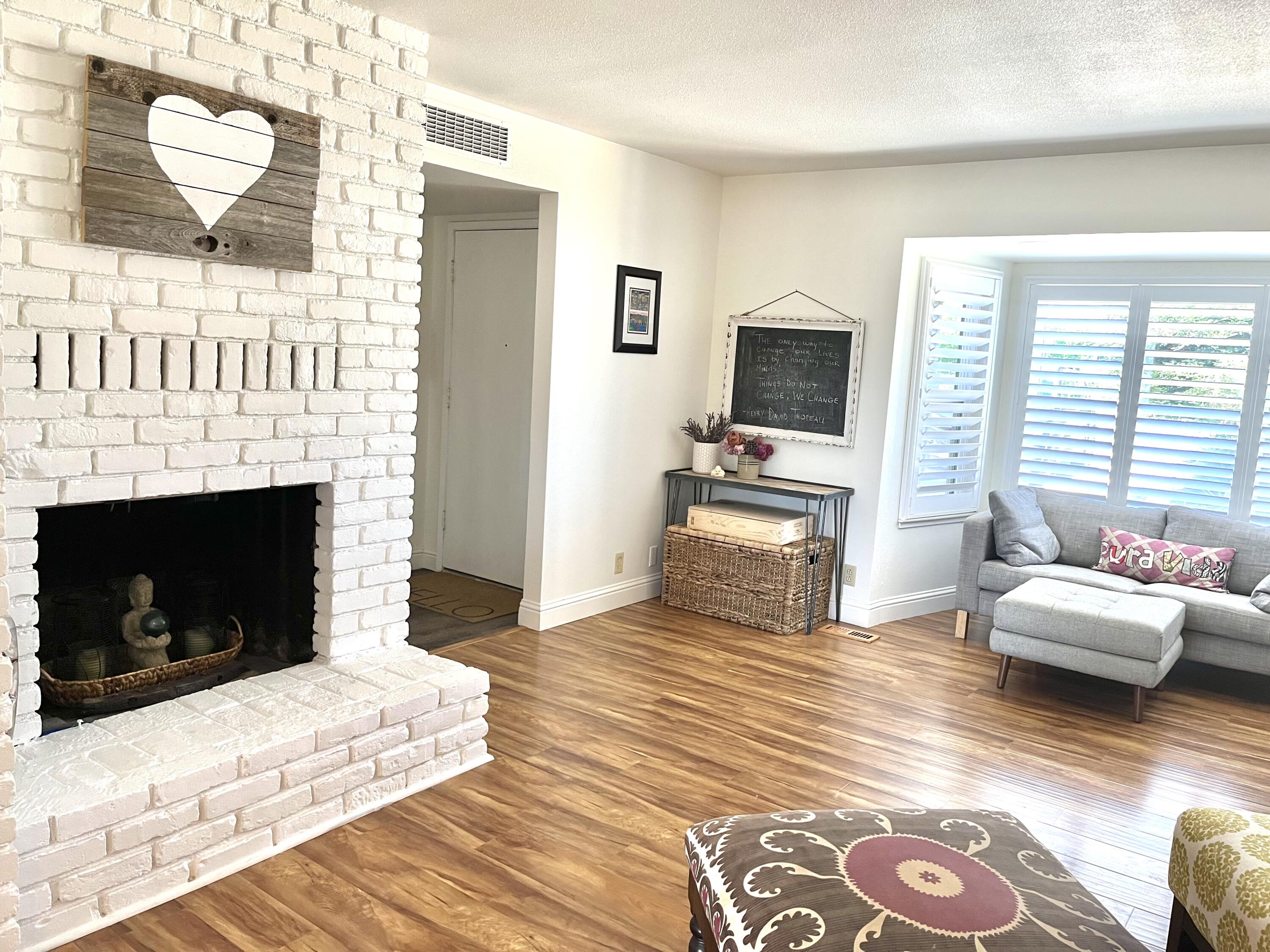 2855 Shasta Street Redding, CA 96001 - Photo 15 of 33 Dual sided fireplace