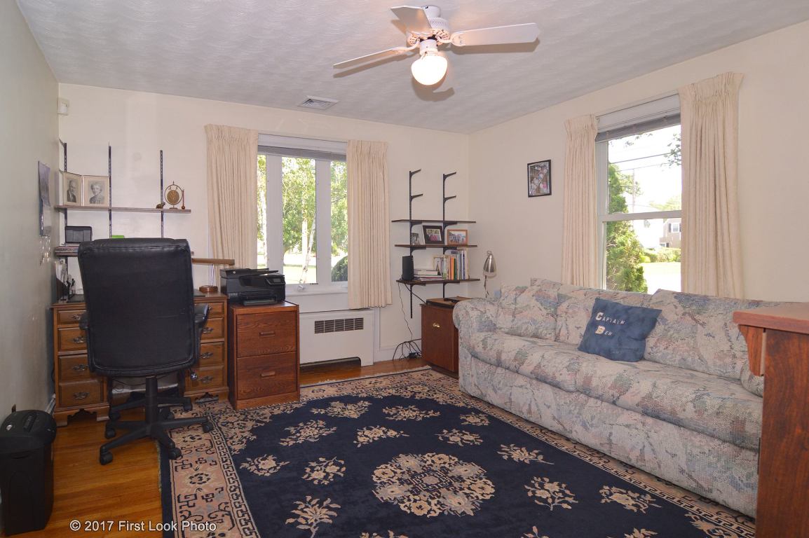 75 Sweetfern Road Warwick, RI 02888 - Photo 23 of 35 Gallery Image 23