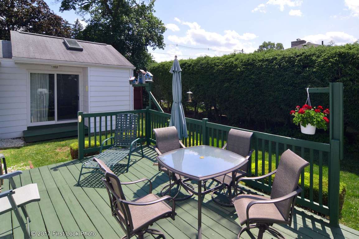 75 Sweetfern Road Warwick, RI 02888 - Photo 31 of 35 Gallery Image 31