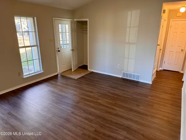 $1,325 | 6440 Lynnfield Road, Horn Lake, MS 38637