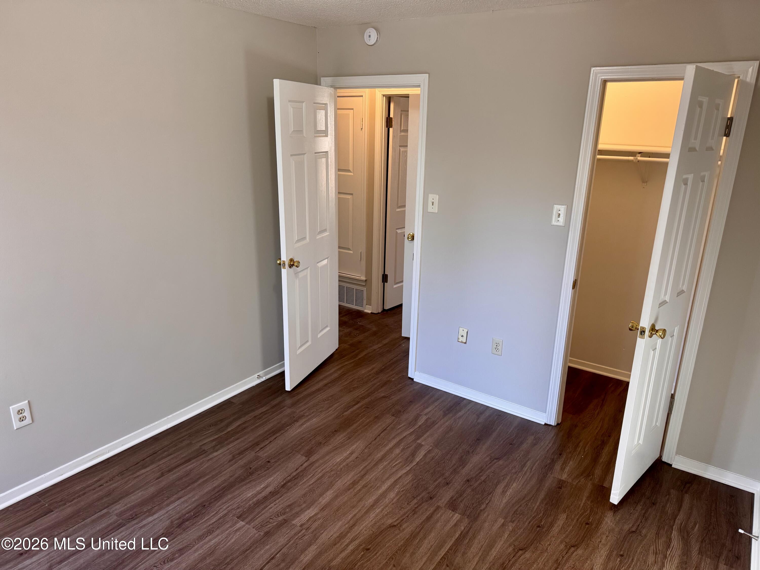 6440 Lynnfield Road Horn Lake, MS 38637 - Photo 6 of 15 Photo Mar 17 2026, 8 50 14 AM