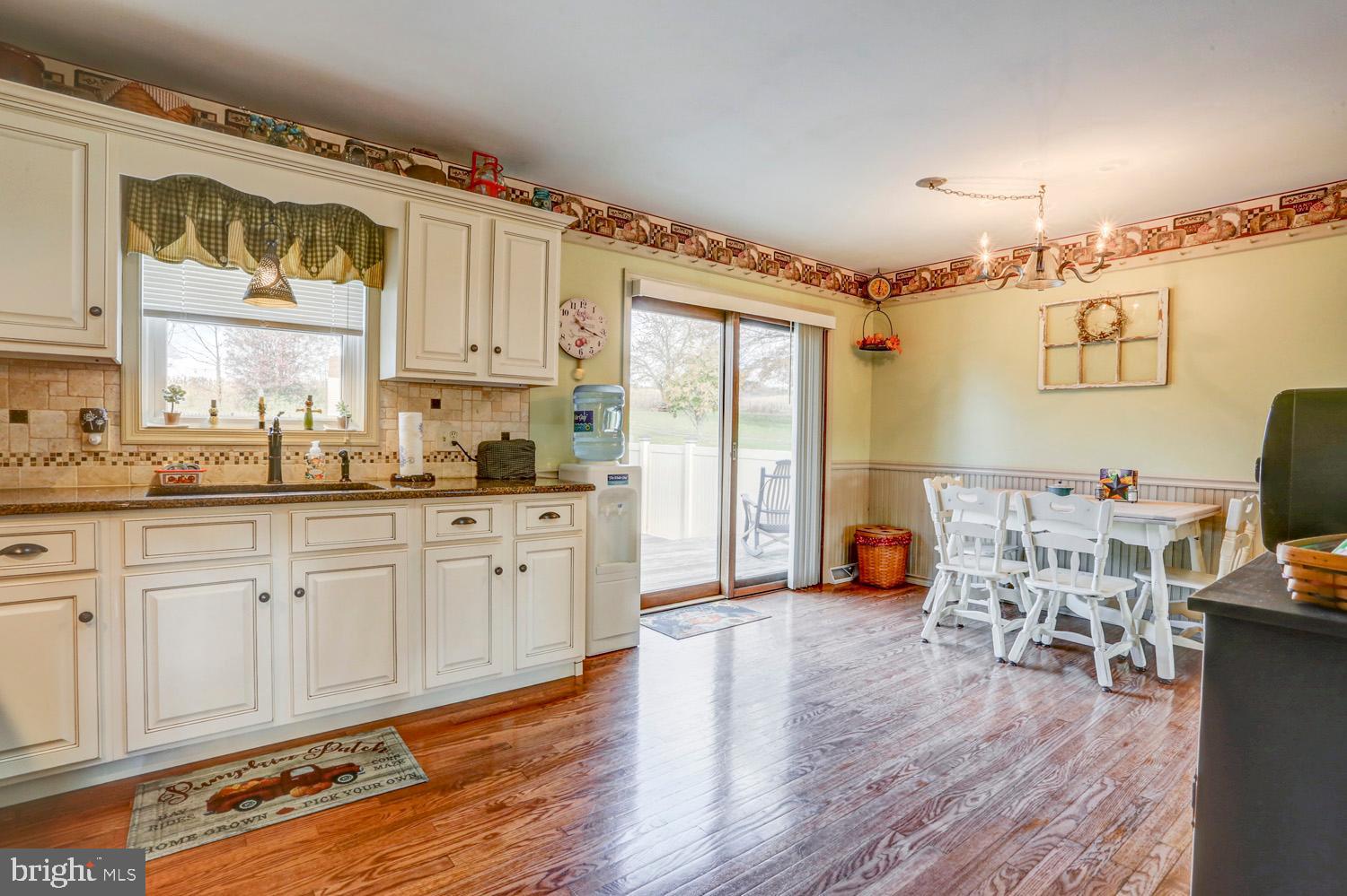2710 North Reading Road Reinholds, PA 17569 - Photo 7 of 47