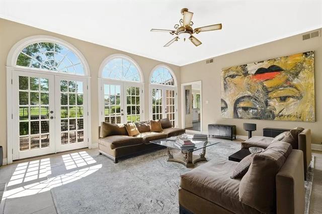 105 West Ruelle Drive Mandeville, LA 70471 - Photo 5 of 33