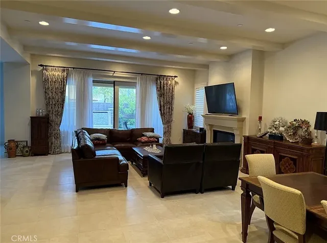 $7,200 | 10 Hawkeye, Irvine, CA 92602