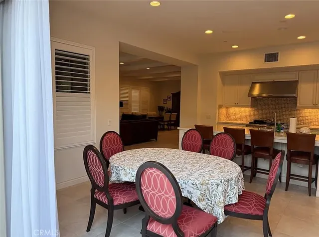 $7,200 | 10 Hawkeye, Irvine, CA 92602