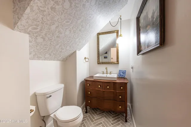 $280,000 | 1401 Queen Anne Road Northwest, Wilson, NC 27896