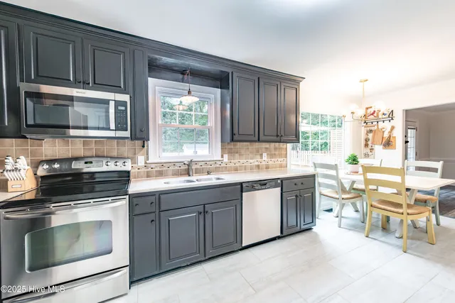 $280,000 | 1401 Queen Anne Road Northwest, Wilson, NC 27896