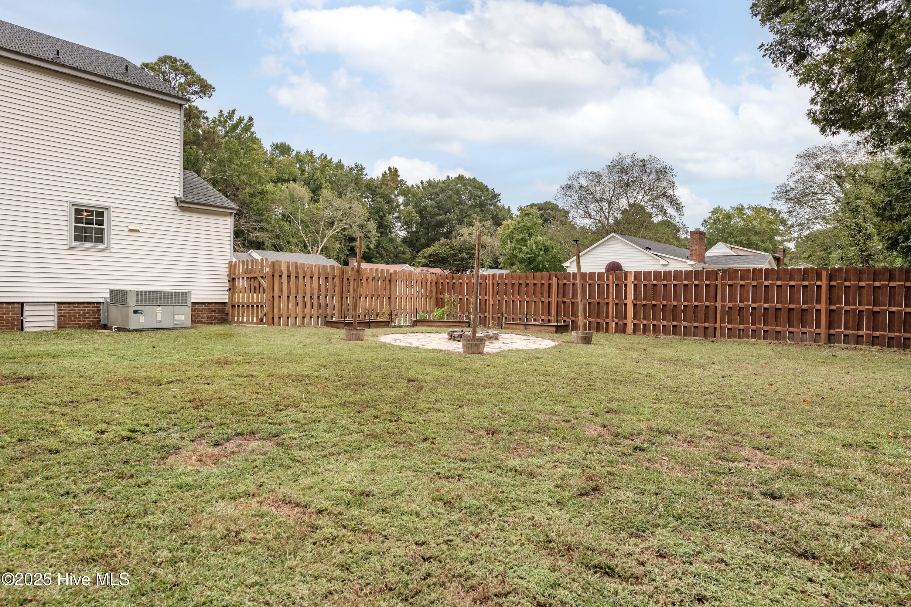 1401 Queen Anne Road Northwest Wilson, NC 27896 - Photo 35 of 38 011_DSC_2140-Edit