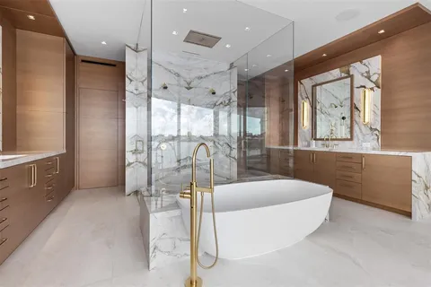 $49,995,000 | 625 San Marco Drive, Fort Lauderdale, FL 33301