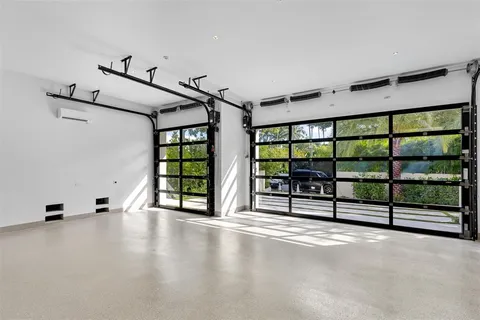 $49,995,000 | 625 San Marco Drive, Fort Lauderdale, FL 33301