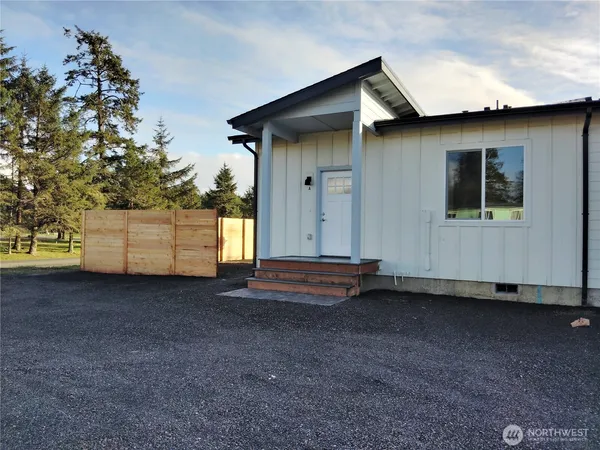 $264,950 | 697 A Sunset Avenue Northeast, Ocean Shores, WA 98569