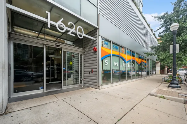 $325,000 | 1620 South Michigan Avenue, Unit 324, Chicago, IL 60616