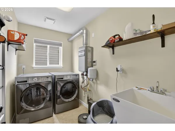 $399,000 | 19609 Northeast Marine Drive, Unit A5, Portland, OR 97230