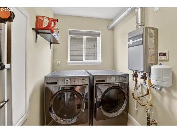 $399,000 | 19609 Northeast Marine Drive, Unit A5, Portland, OR 97230