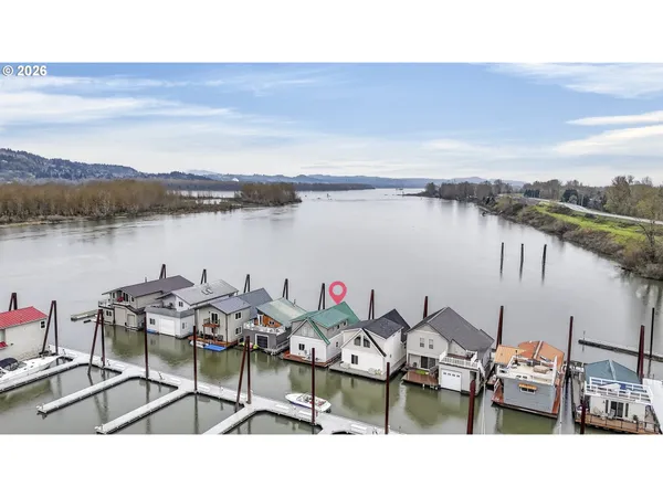 $399,000 | 19609 Northeast Marine Drive, Unit A5, Portland, OR 97230