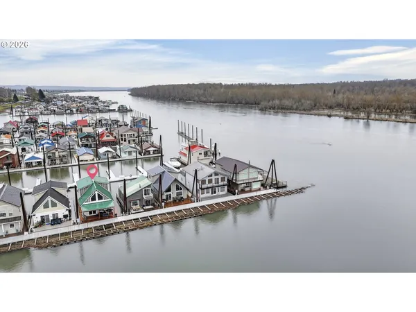 $399,000 | 19609 Northeast Marine Drive, Unit A5, Portland, OR 97230