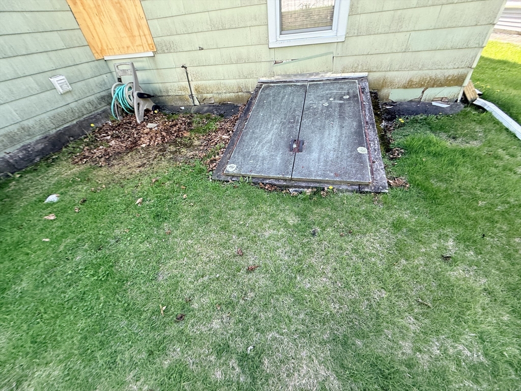 315 High Street Webster, MA 01570 - Photo 15 of 15
