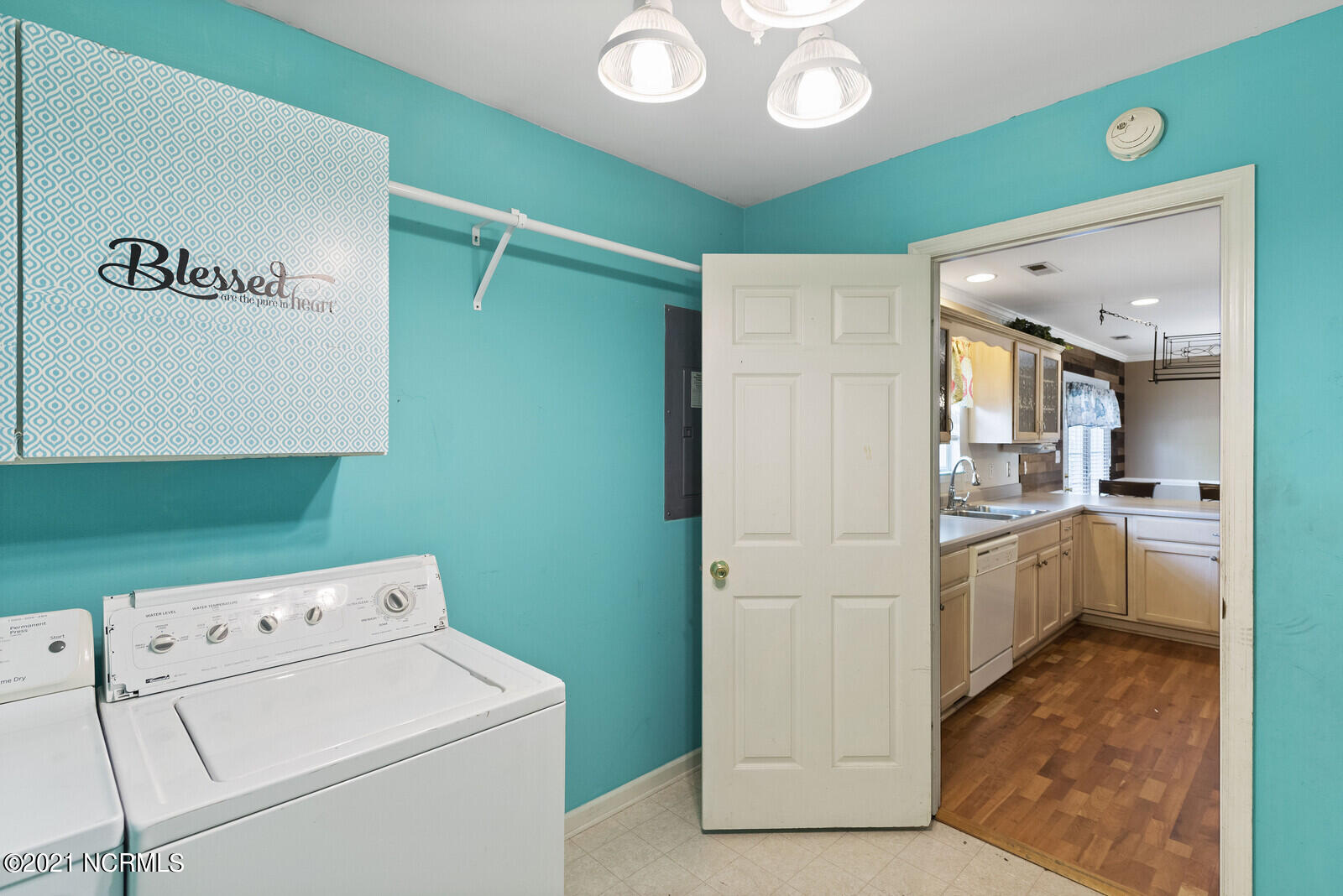 879 Pine Valley Road Jacksonville, NC 28546 - Photo 15 of 39 15_DSC_5209_mls