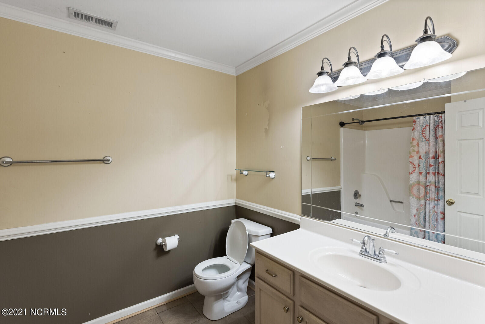 879 Pine Valley Road Jacksonville, NC 28546 - Photo 21 of 39 21_DSC_5239_mls