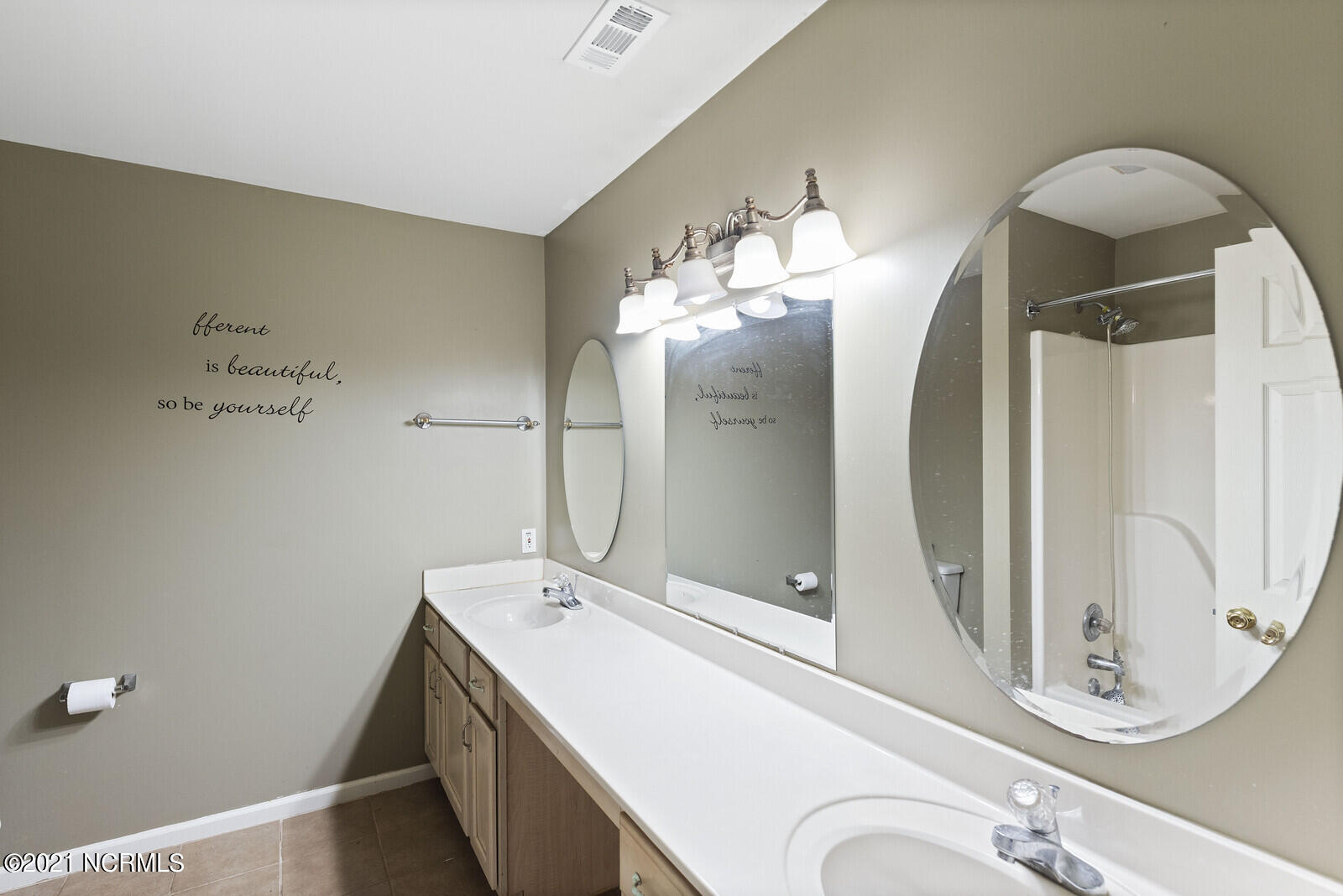 879 Pine Valley Road Jacksonville, NC 28546 - Photo 25 of 39 27_DSC_5289_mls