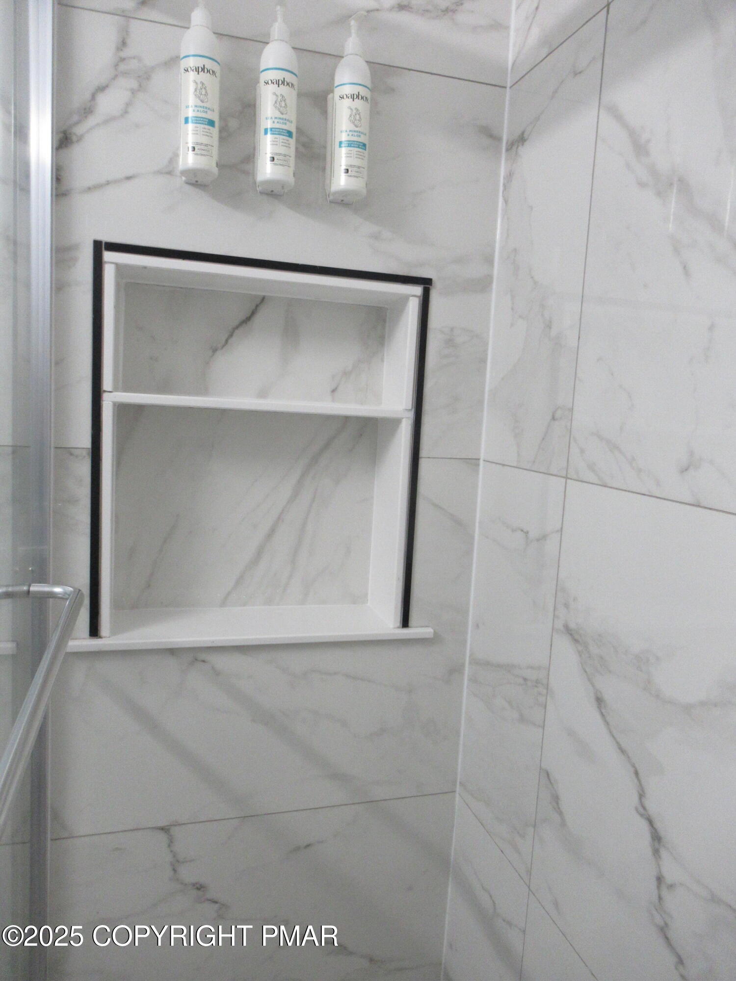 11 Maplewood Road Lake Harmony, PA 18624 - Photo 18 of 44 Full Bathroom 1