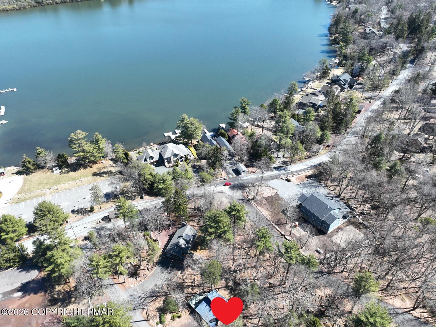 11 Maplewood Road Lake Harmony, PA 18624 - Photo 2 of 44 AerialProx2Lake3