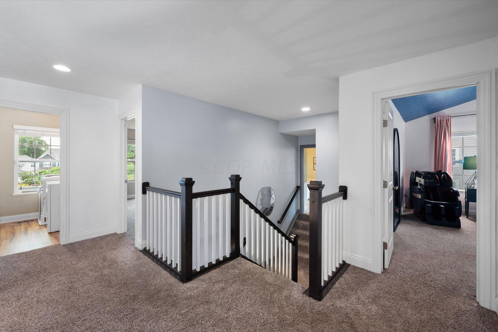 706 Bigham Ridge Boulevard Westerville, OH 43081 - Photo 30 of 62 Spacious landing at the top of the stairs