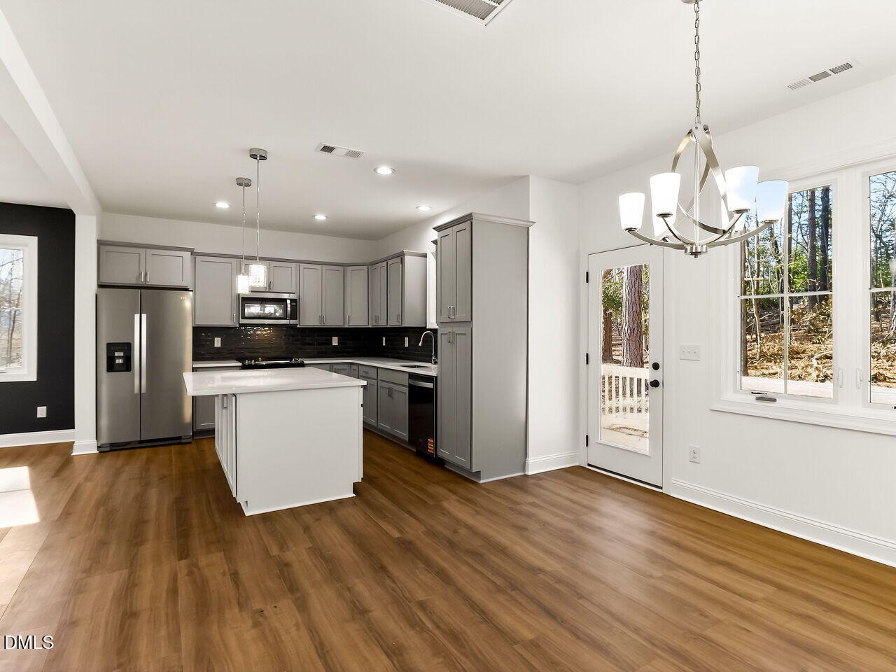 5090 Quail Hollow Road Sanford, NC 27332 - Photo 8 of 51 008-1280x960-dining-kitchen