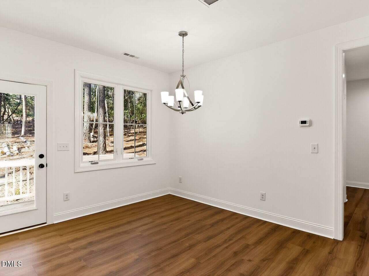 5090 Quail Hollow Road Sanford, NC 27332 - Photo 10 of 51 010-1280x960-dining-area