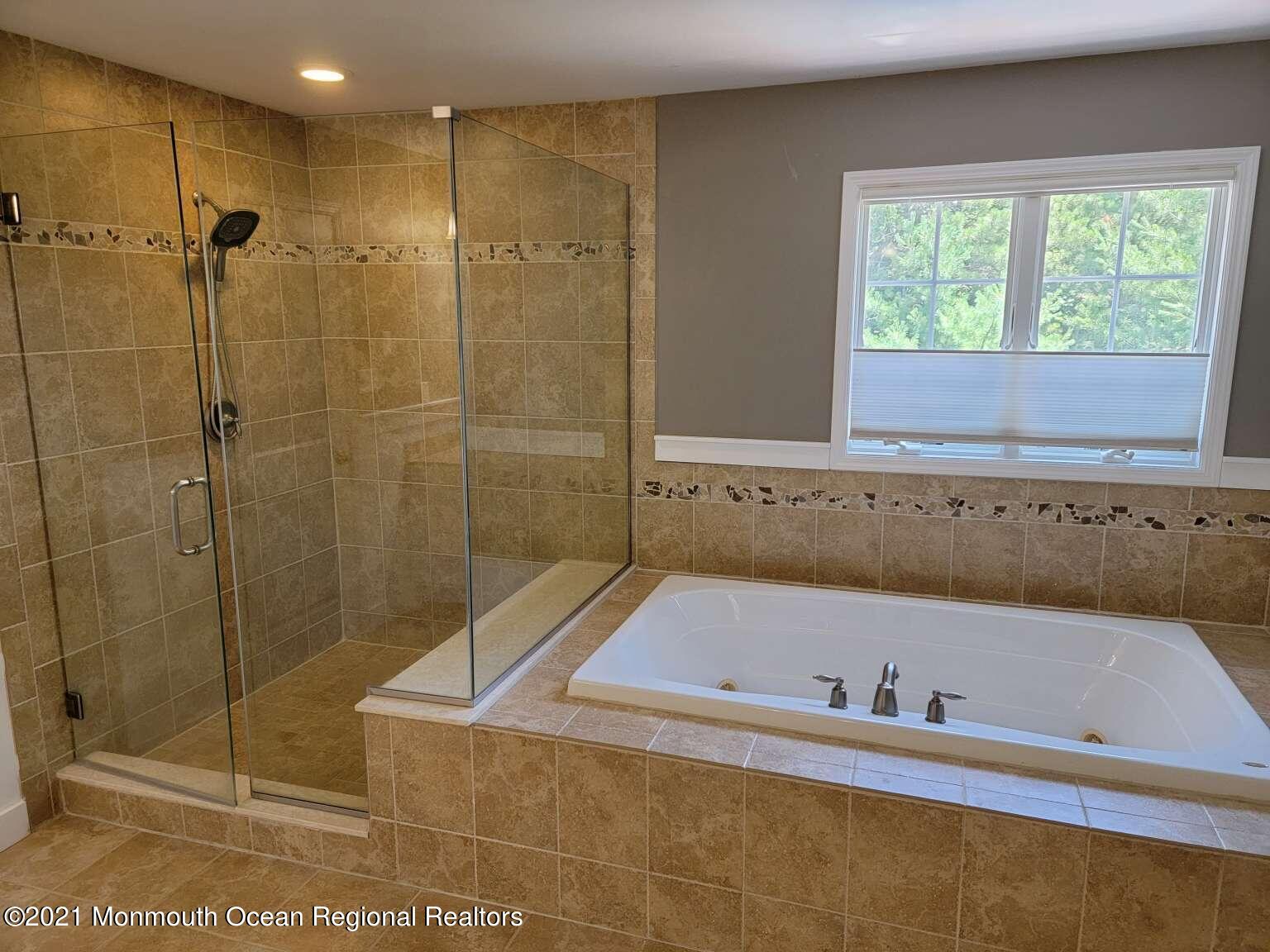 11 Meredith Way Hazlet, NJ 07730 - Photo 17 of 25 Szeto.17