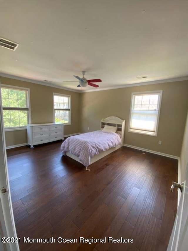 11 Meredith Way Hazlet, NJ 07730 - Photo 21 of 25 Szeto.21