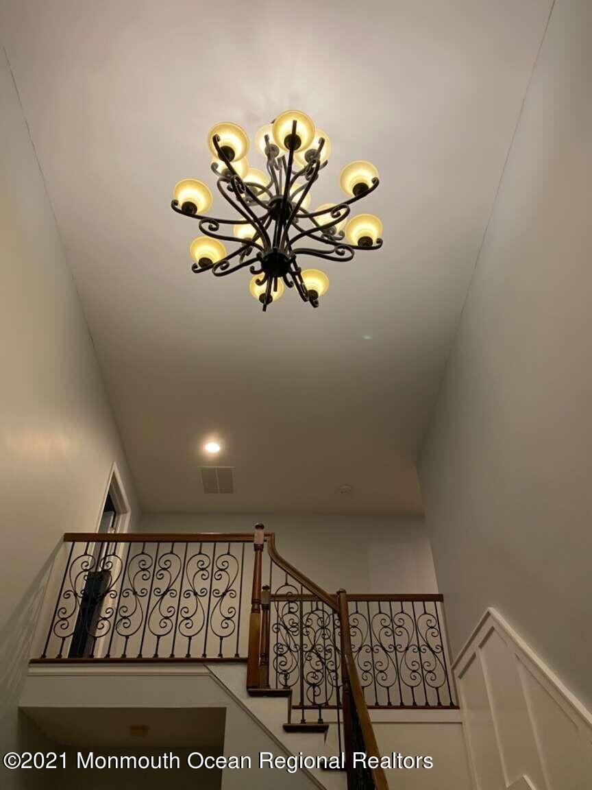 11 Meredith Way Hazlet, NJ 07730 - Photo 4 of 25 Szeto.4