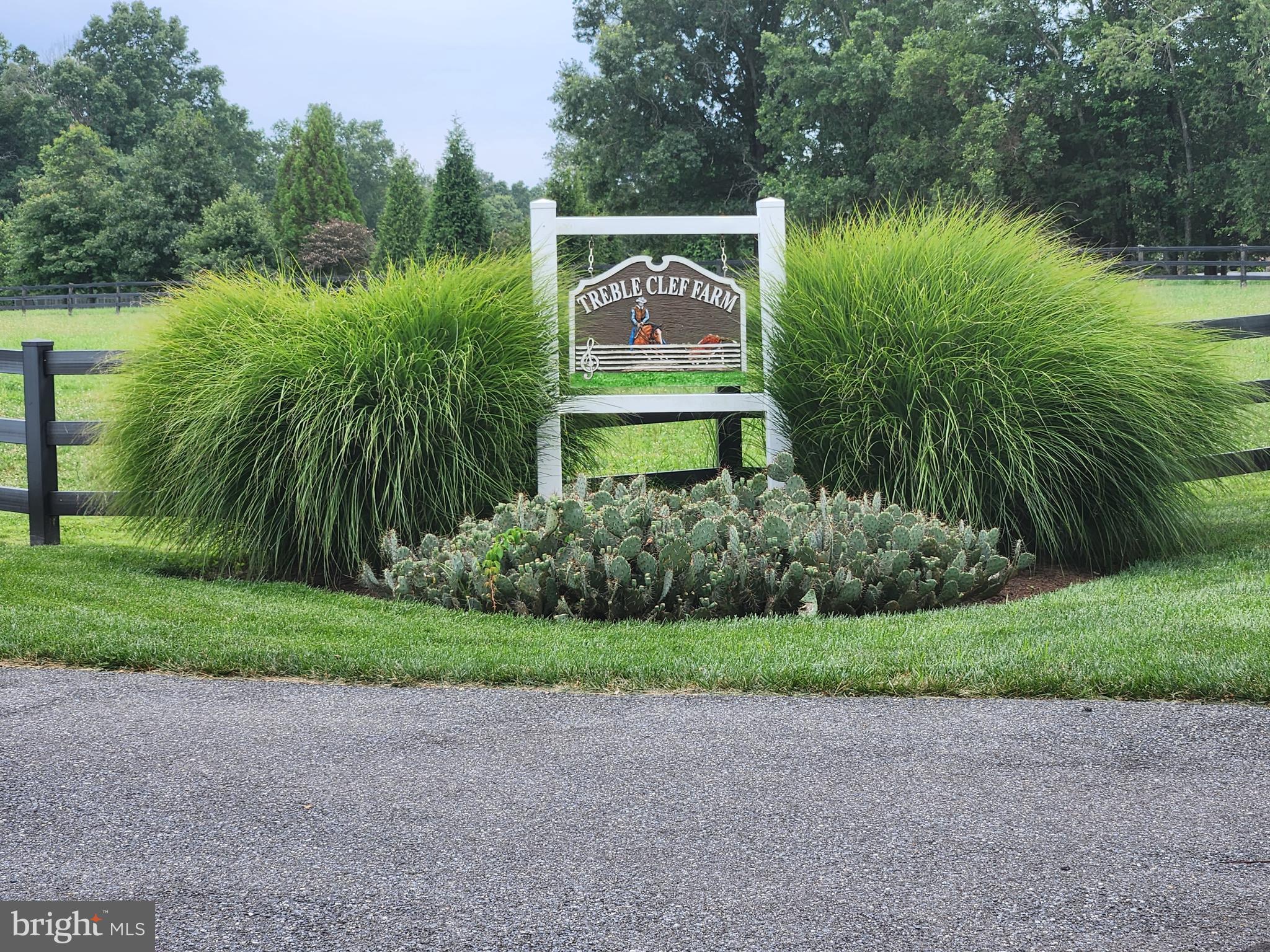 14700 Sugarland Road Poolesville, MD 20837 - Photo 5 of 6 Farm Across the Street