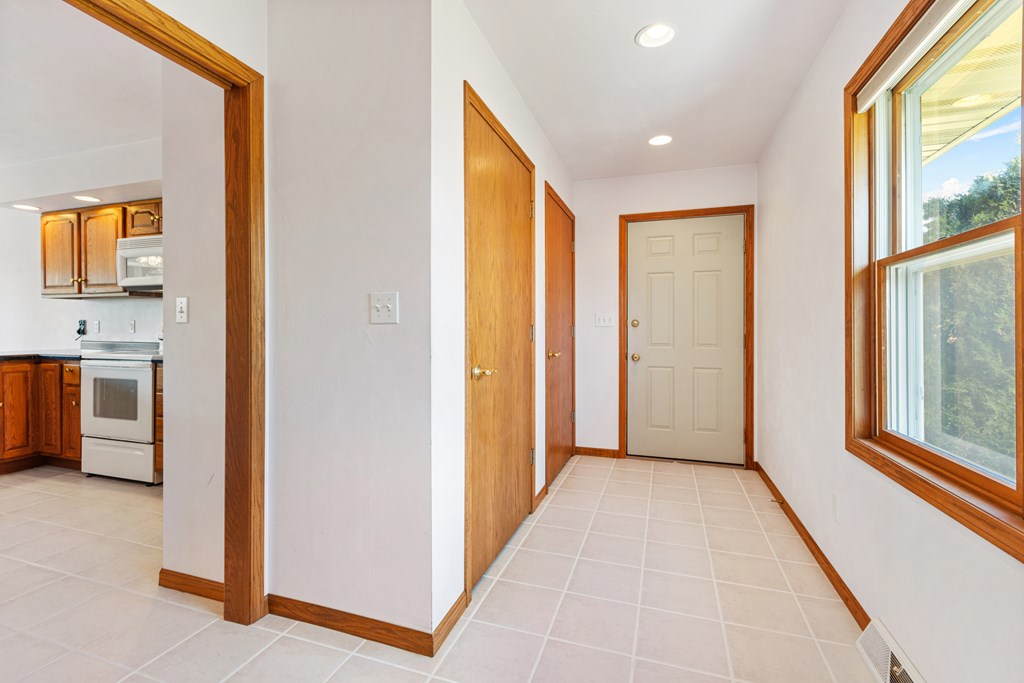 4909 Ripp Road Sturgeon Bay, WI 54235 - Photo 29 of 51 Gallery Image 29