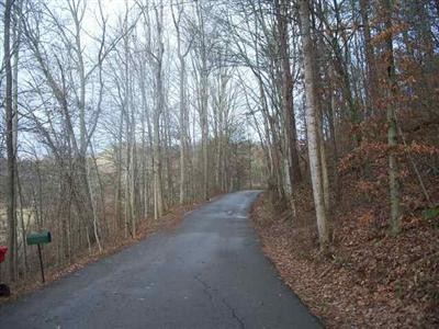500 Floyd Branch Road Berea, KY 40403 - Photo 9 of 32 Floyd Branch Road at entrance to farm.