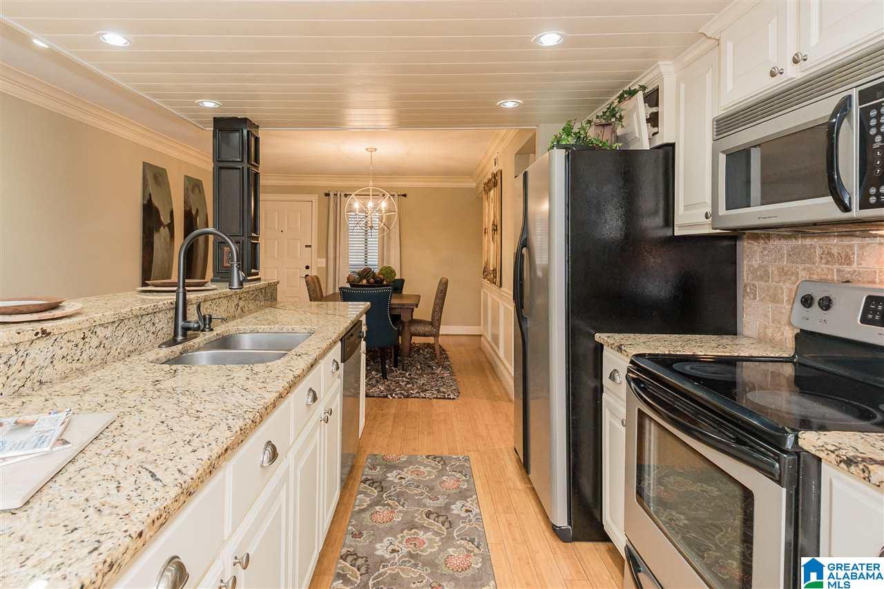 106 Paradise Isle, Unit 106 Riverside, AL 35135 - Photo 11 of 39