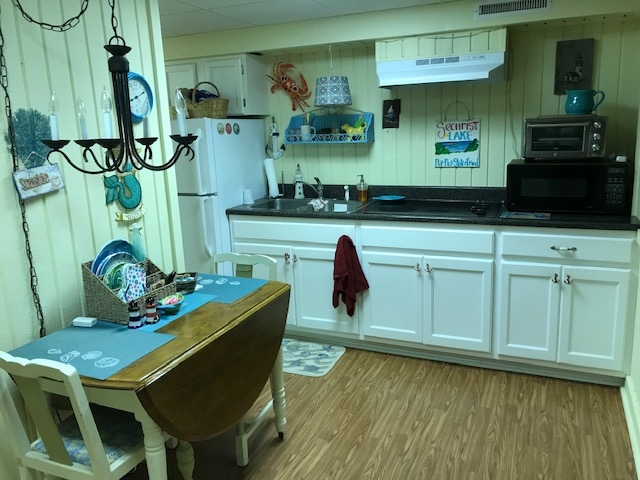 4329 North Sullivan Road Leesburg, IN 46538 - Photo 5 of 18 Gallery Image 5