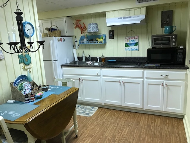 4329 North Sullivan Road Leesburg, IN 46538 - Photo 6 of 18 Gallery Image 6
