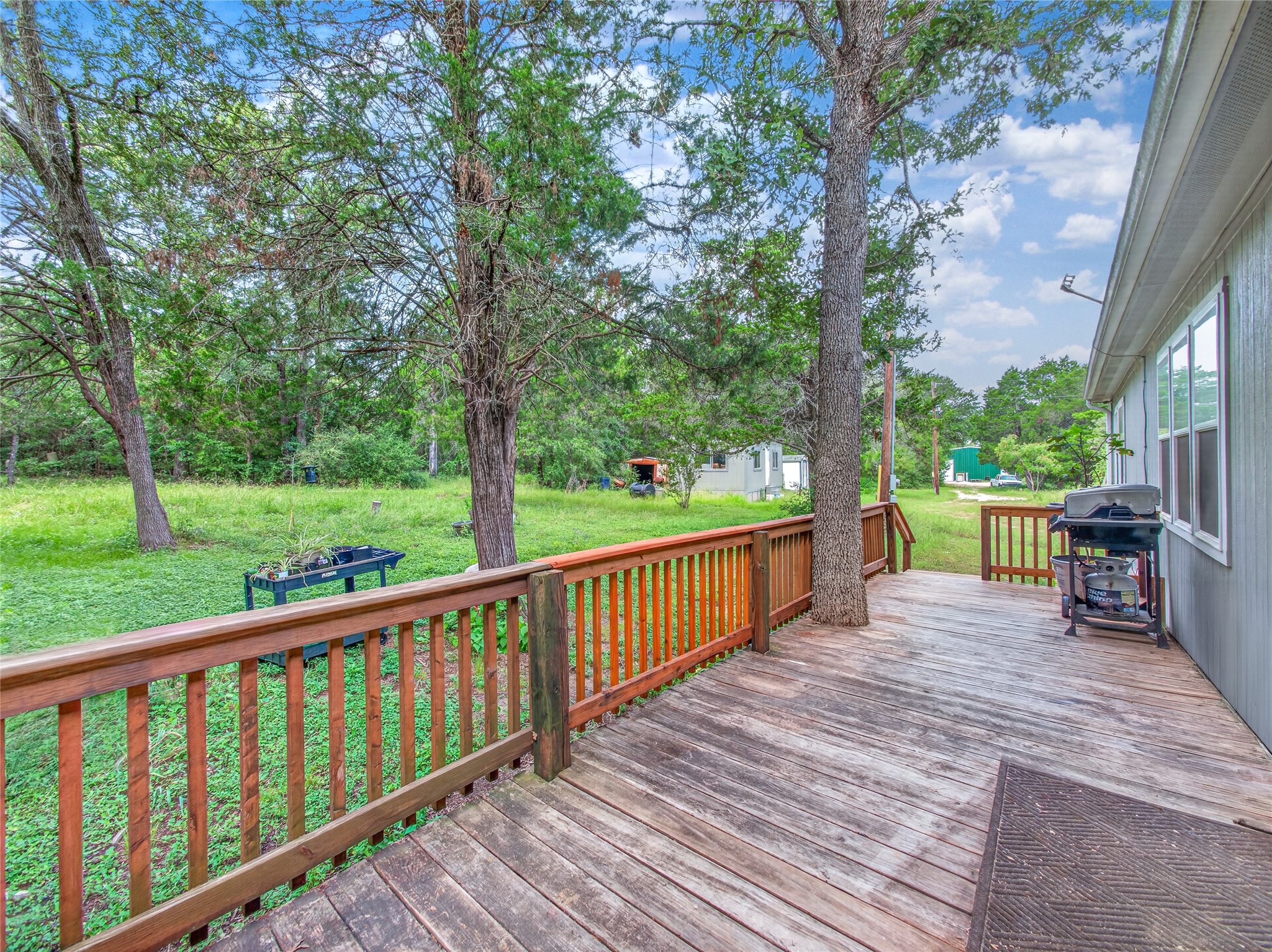 155 Hidden Oaks Loop Elgin, TX 78621 - Photo 28 of 40 Gallery Image 28