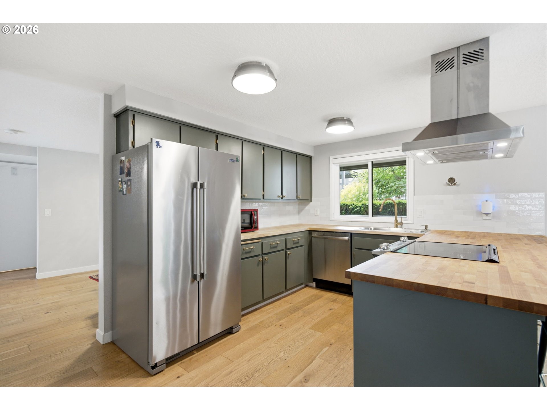 5620 South Riverside Lane, Unit 1 Portland, OR 97239 - Photo 20 of 45