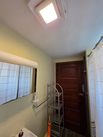 $1,450 | 511 Main Street, Unit 1R, Somerset, MA 02726