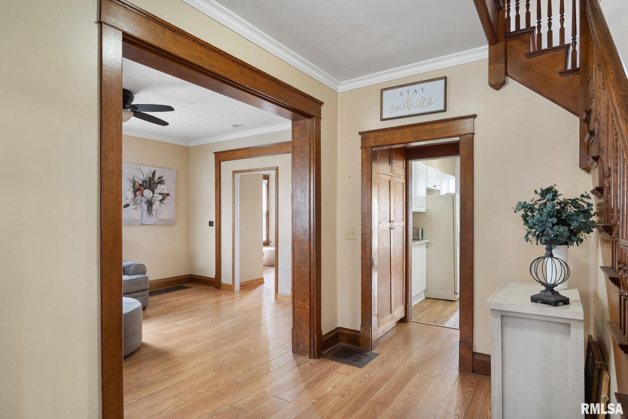 2208 Ripley Street Davenport, IA 52803 - Photo 6 of 36 Gallery Image 6